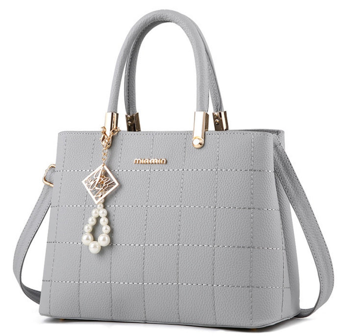 Beautiful Handbags Fashionable Women's Bags